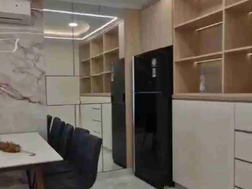 Dijual 3+1BR Apartemen French Walk Full Furnish Barang Baru