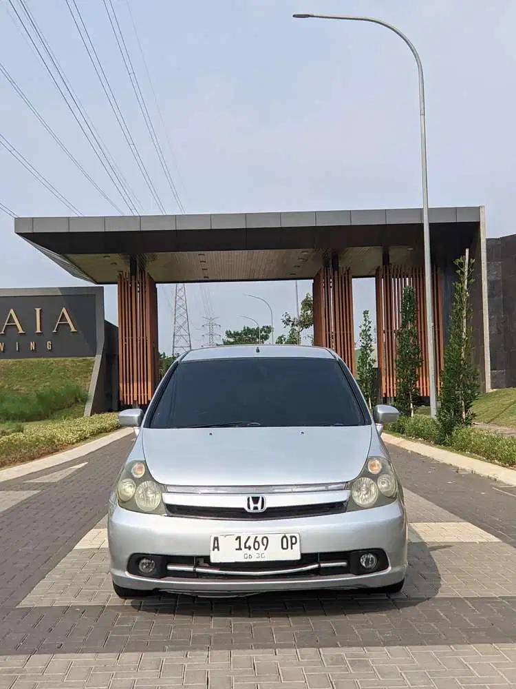 Honda Stream 2004 Bensin