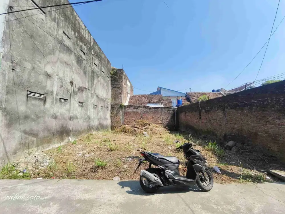 tanah area kampus ums solo