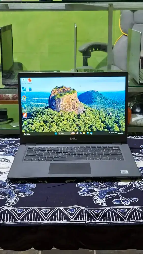 LAPTOP TANGGUH MERK DELL, NORMAL SIAP PAKAI