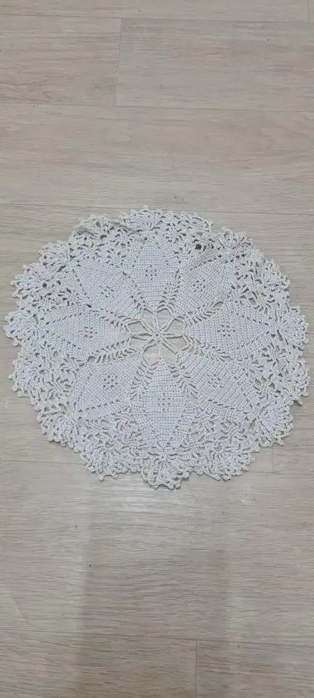 Taplak rajut handmade bulat premium aesthetik white