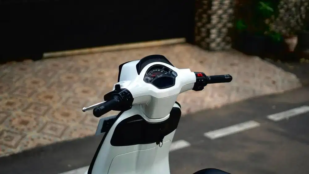 vespa sprint s new model 2024 murah