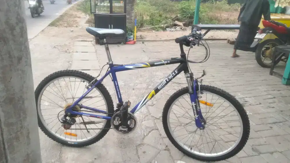 Di jual sepeda gunung wimcycle uk 26 aloy siap pake