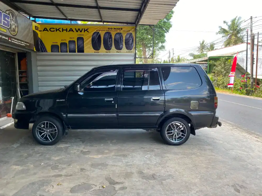 Kijang Kapsul New model 2004