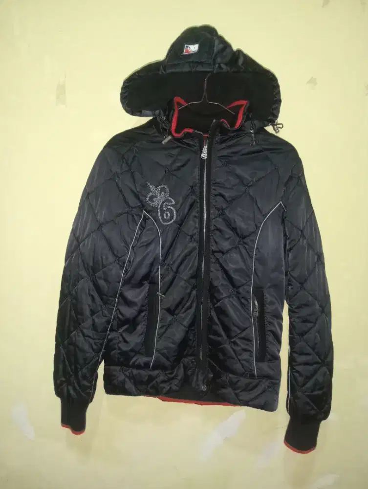 Jaket gelembung casual berwudy bisa dilepas pasang size M