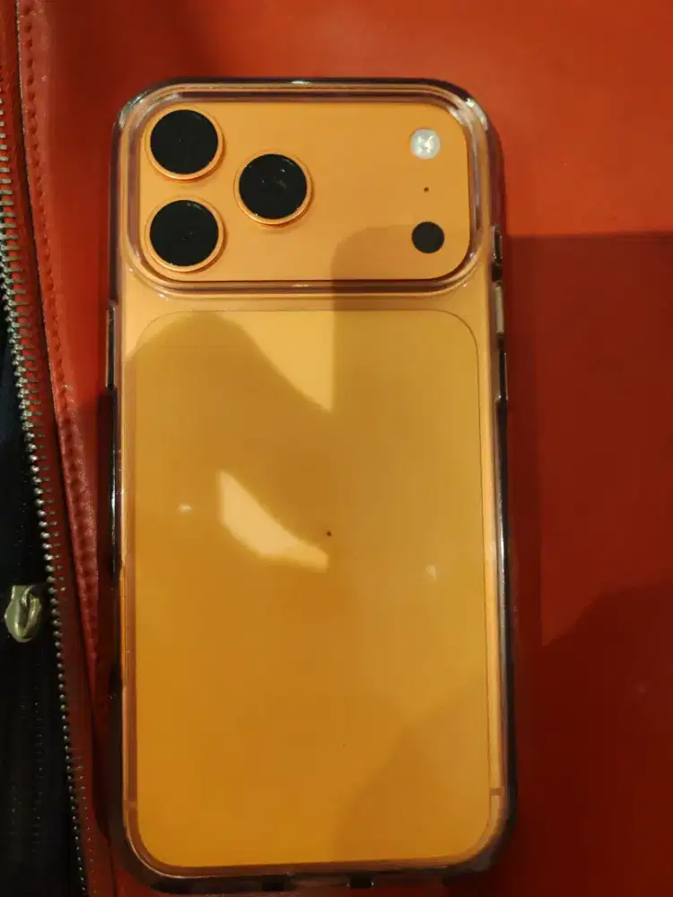 Iphone 17 promax 256 gb garansi Ibox sampai okt 2026
