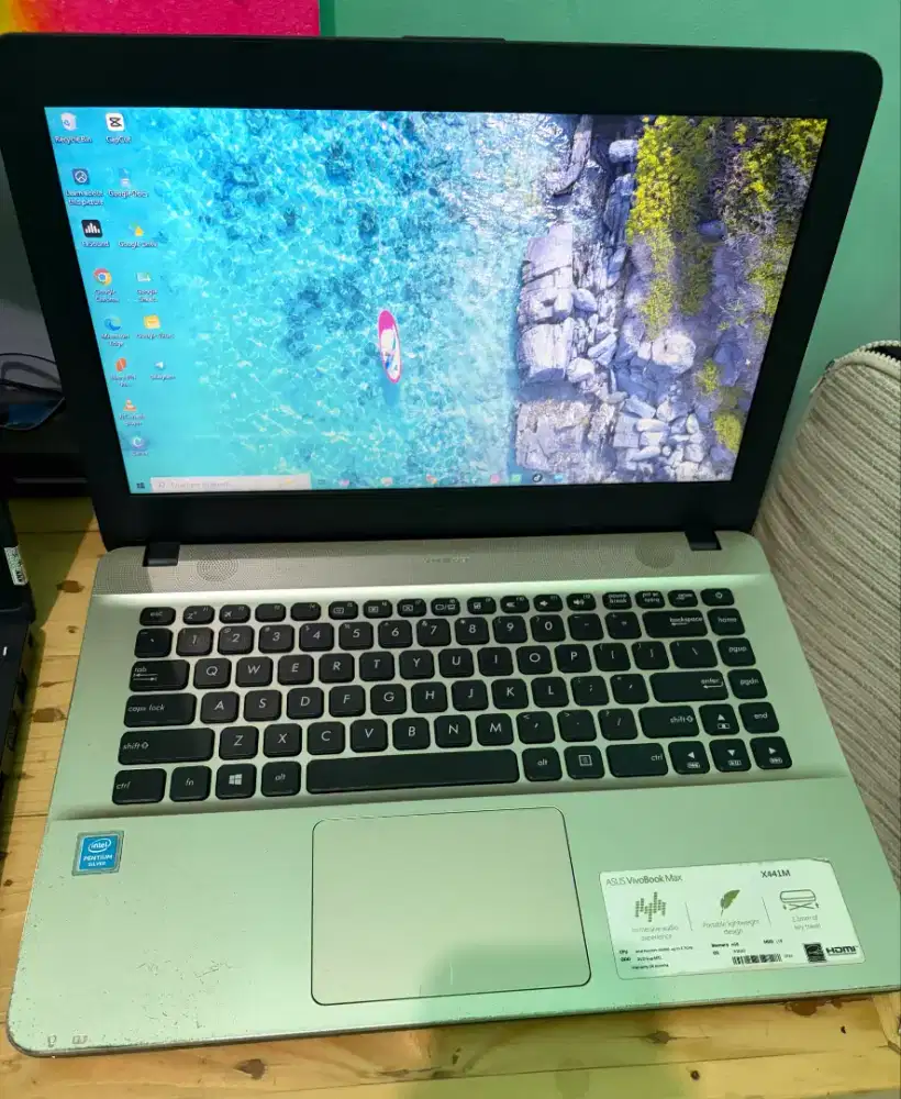 Laptop ASUS VivoBook Max X441M