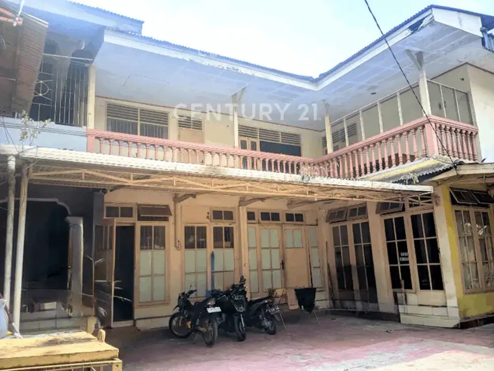 Rumah Hook  2 Lt Strategis Di Duren Sawit Ideal Untuk Kos R2251