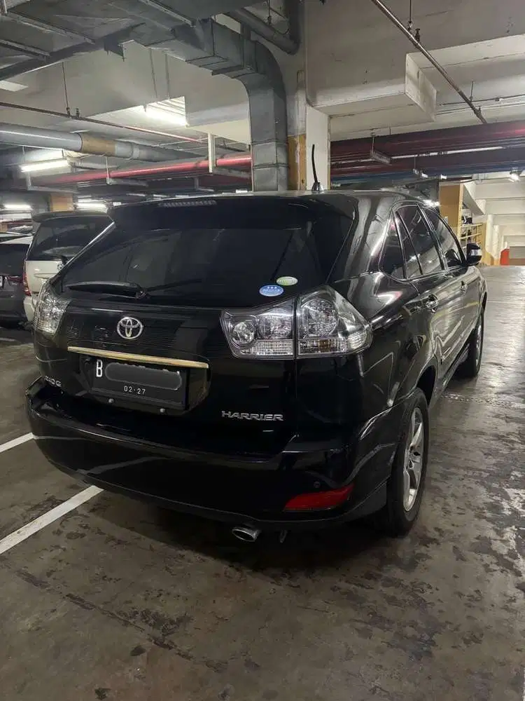 Toyota Harrier 2.4cc Nik  2011