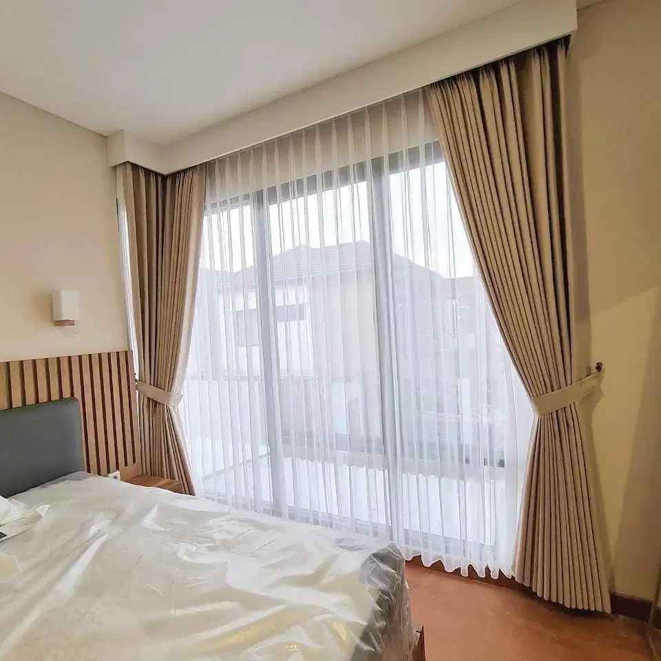 Jasa Pasang Gorden Custom Wallpaper Dinding 3D Gordyn Hordeng Korden