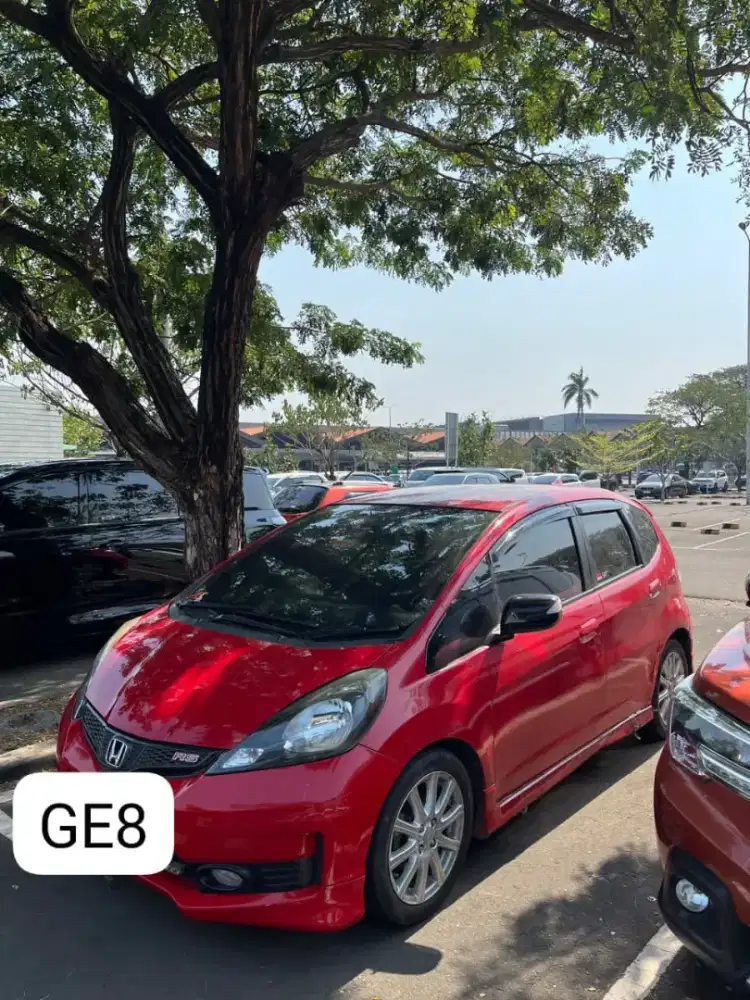 Jazz rs ge8 2013 merah