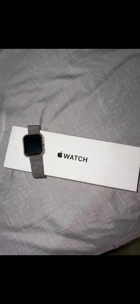 Apple Watch SE Gen 2 40Mm Starlight