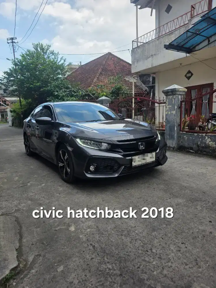Civic turbo hatcback E matic 2018