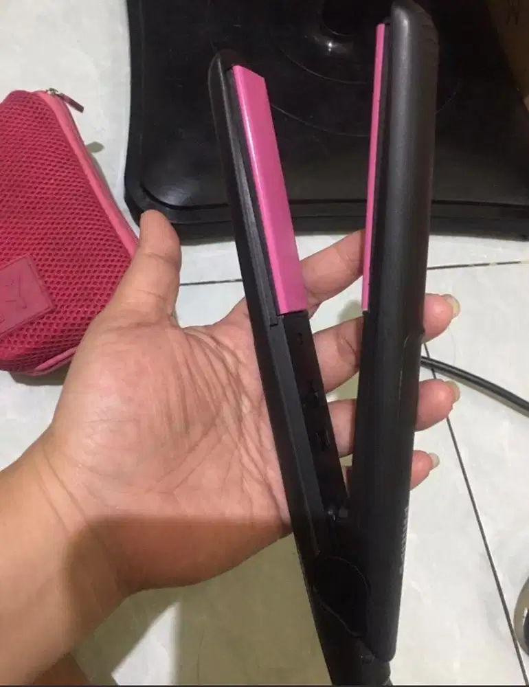 Catokan rambut merk philips second