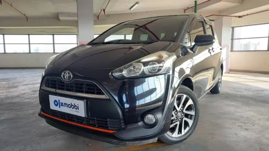 TDP 8, JT Toyota Sienta 1.5 V Bensin-MT Hitam 2018
