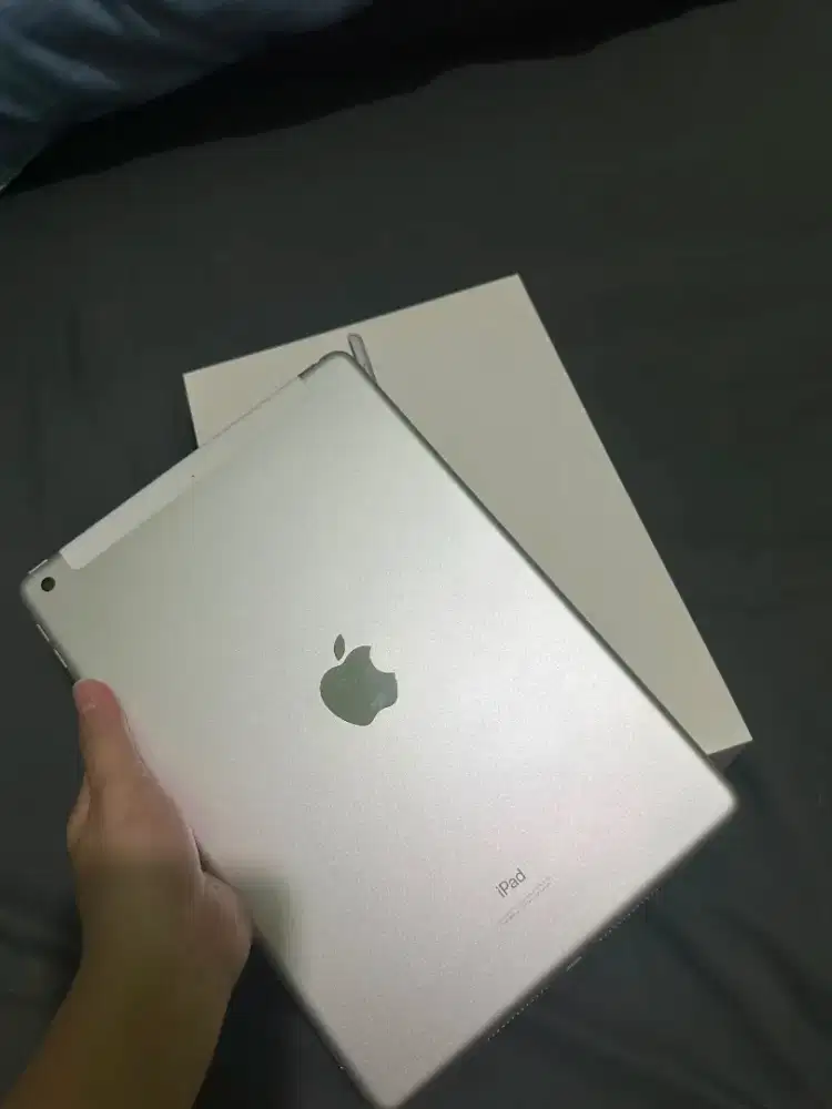 IPad 9 silver 64gb WiFi only, fullset