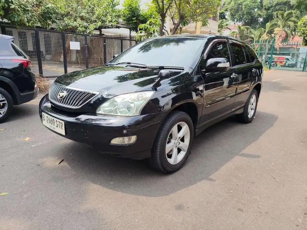 Toyota Harrier 2.4G CBU Bensin th 2004