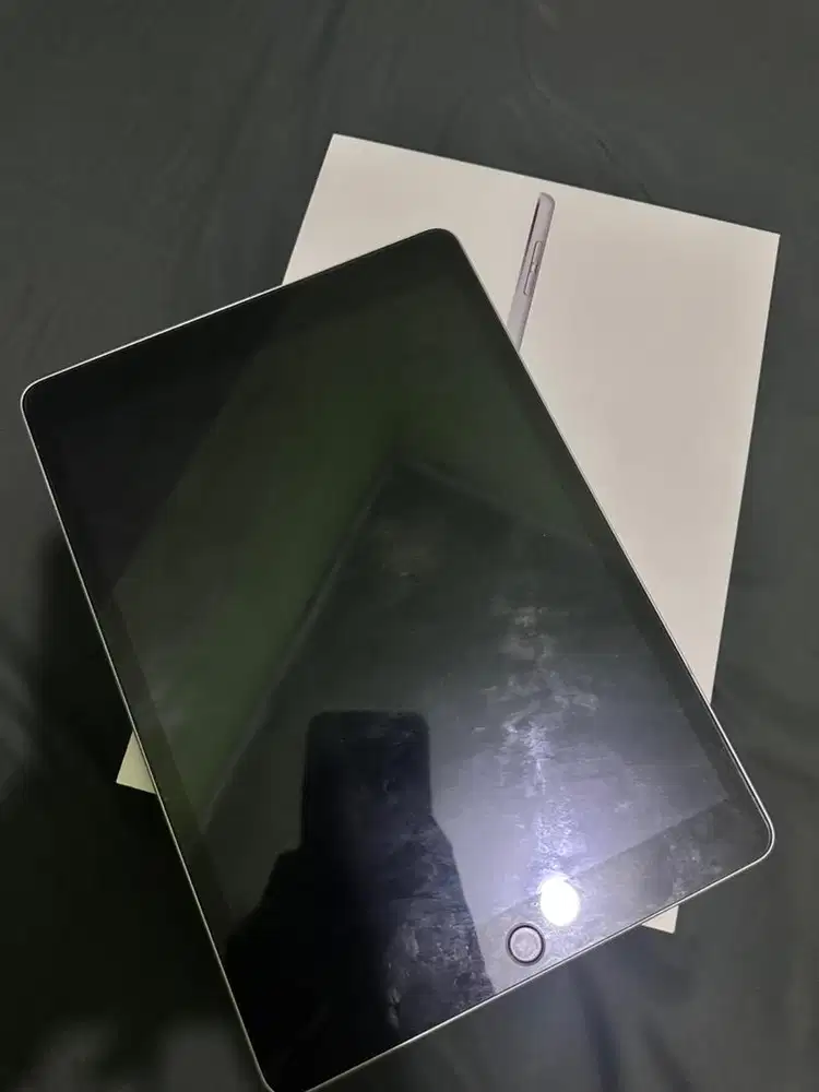 WTS IPAD 9 64GB WIFI ONLY SILVER FULLSET