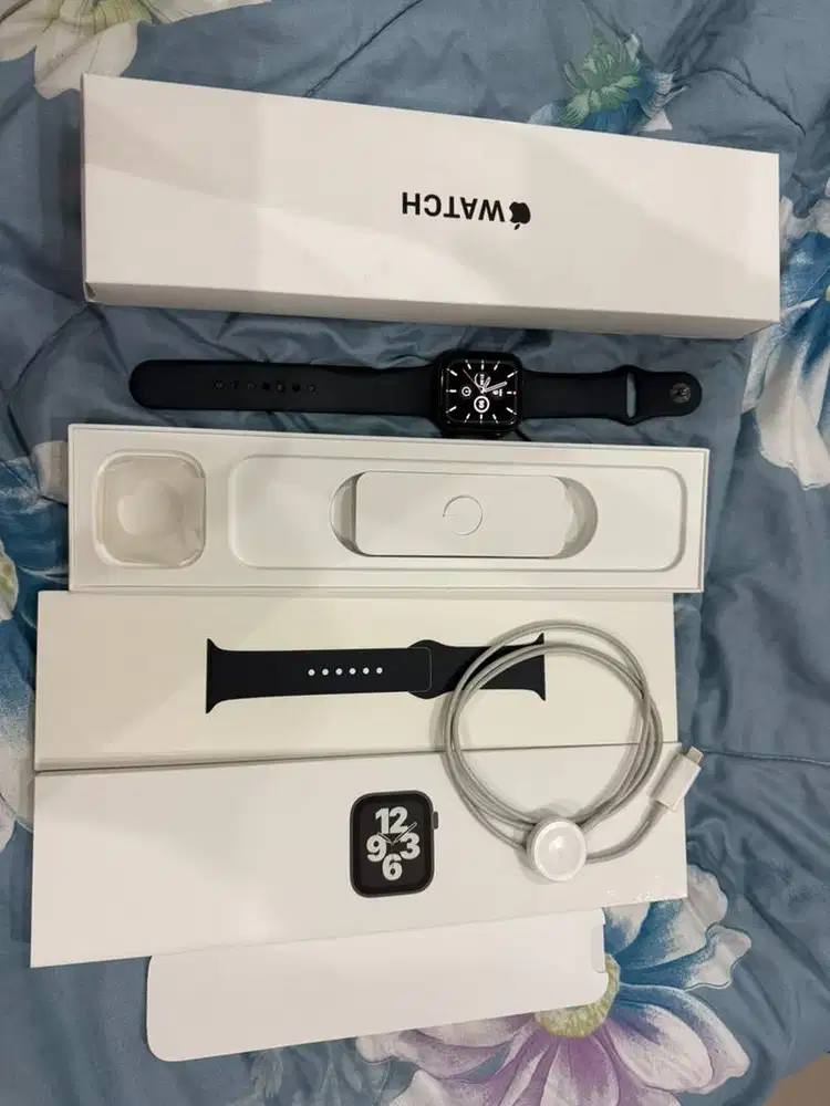 Dijual Apple Watch SE