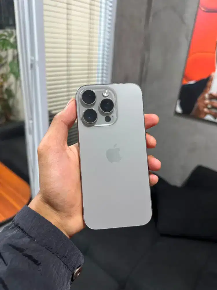 iPhone 16 pro 128gb iBox