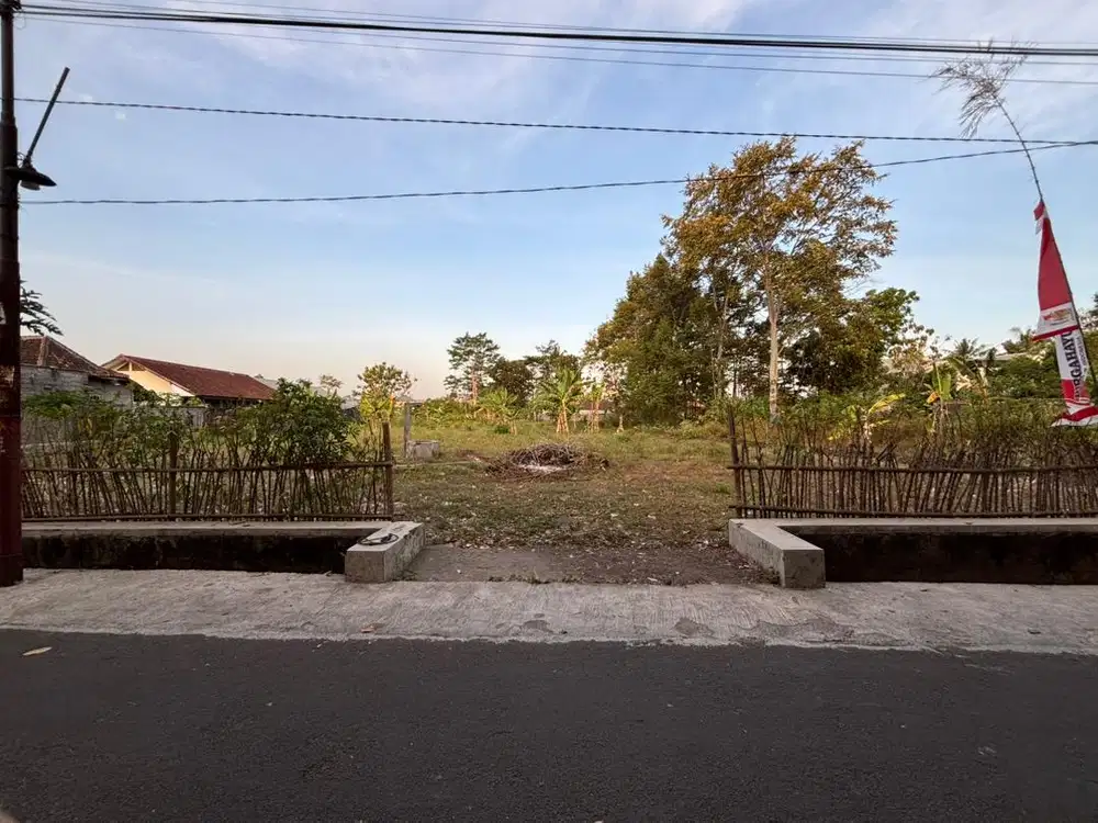 Tanah Pekarangan 2 sisi jalan