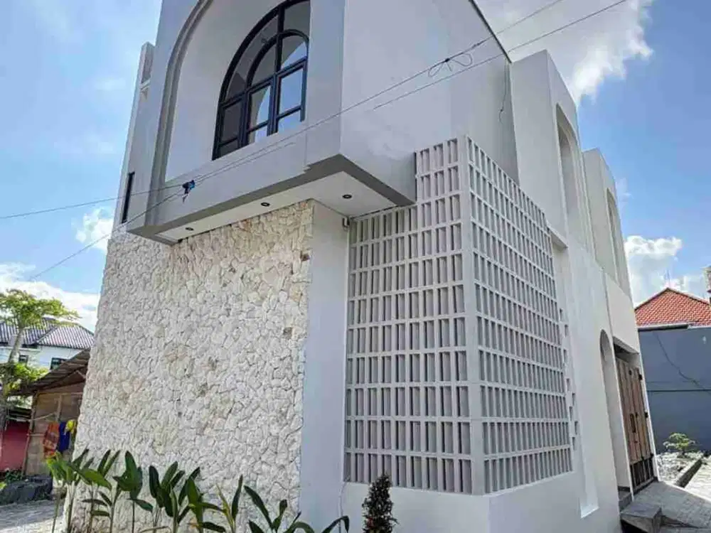DIJUAL RUMAH 2 LANTAI – SUPER STRATEGIS JANTUNG KOTA DENPASAR (GATSU TENGAH) 5 menit ke Mall Living World.