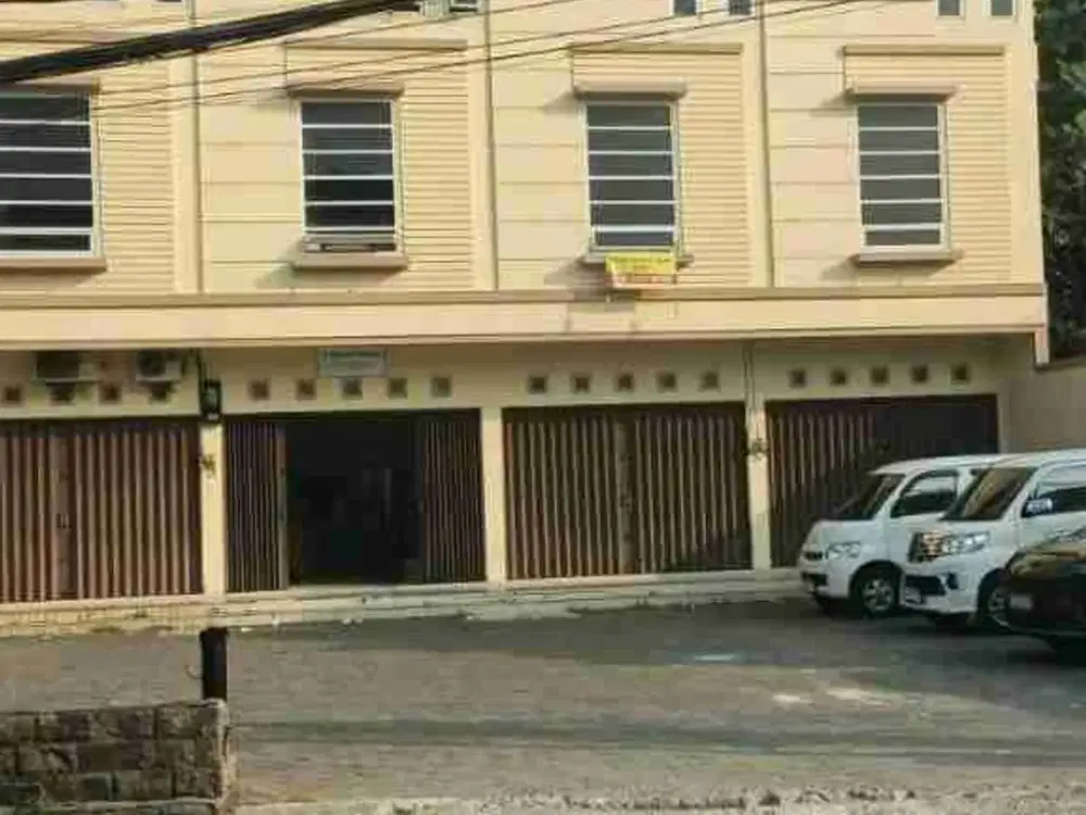 Ruko 3 Lantai di Jakasampurna 
Bekasi Barat