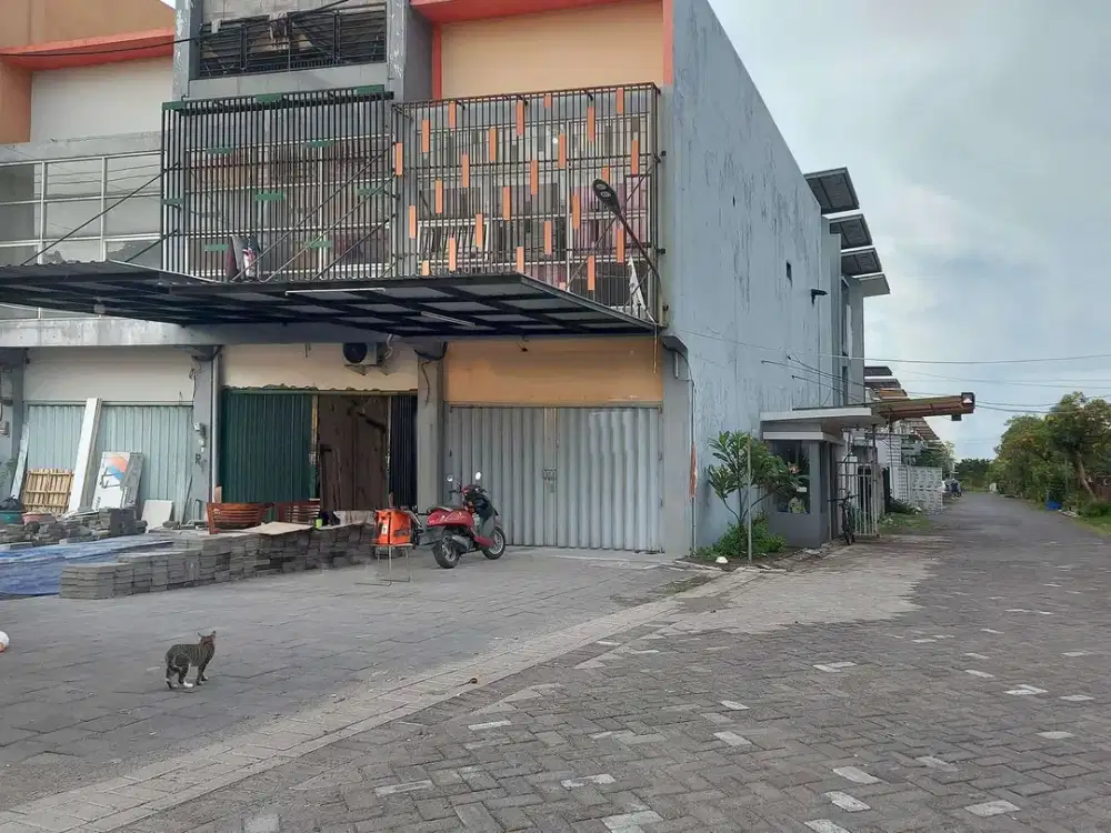 Dijual Ruko 2 Lantai Siap Huni Hook Gununganyar Tambak MERR REV.A457
