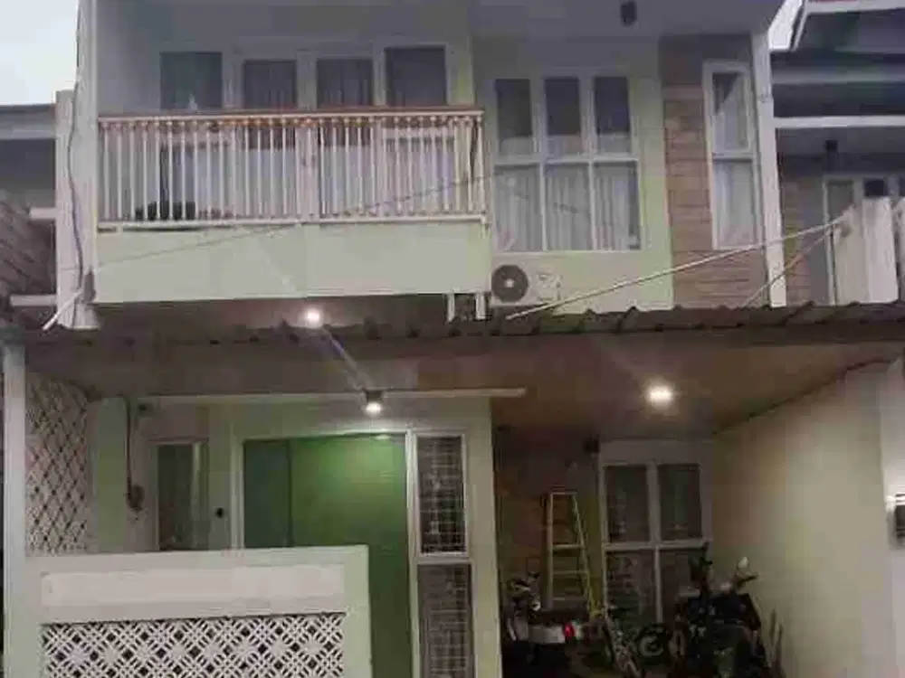Rumah Dijual 2 Lantai Full Furnished SIAP HUNI di Cluster Tria Adara Residence Tangerang Selatan