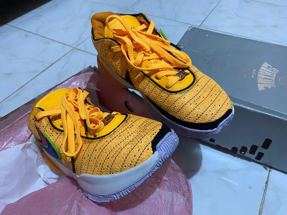 Nike LeBron 20 EP Laser Orange