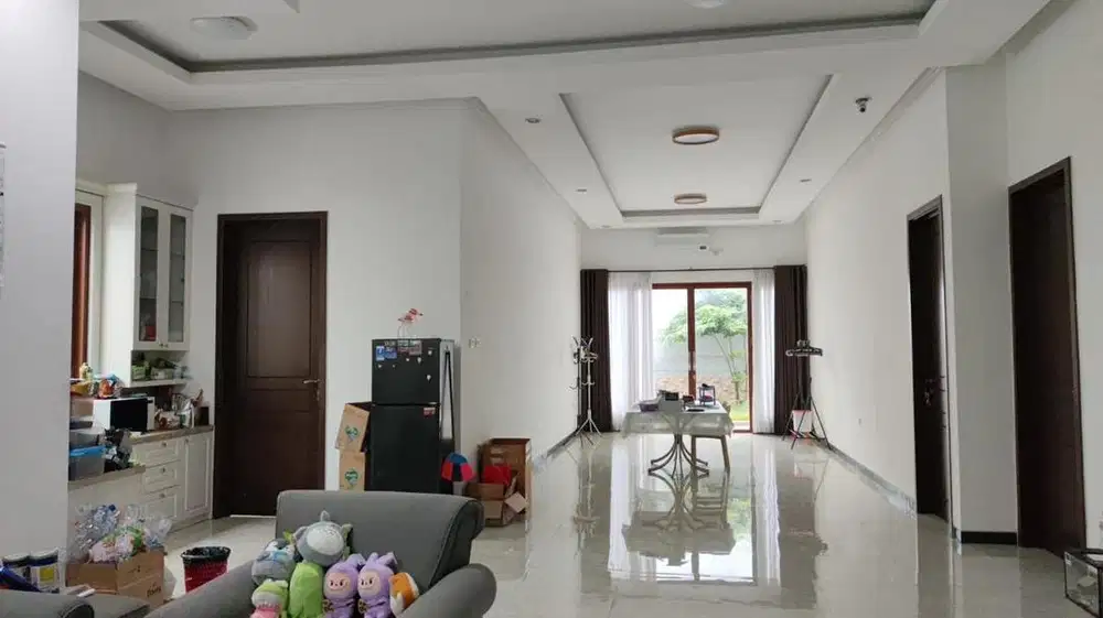 DIJUAL RUMAH MEWAH MANYAR KERTOARJO STRATEGIS DEKAT GALAXY MALL!
