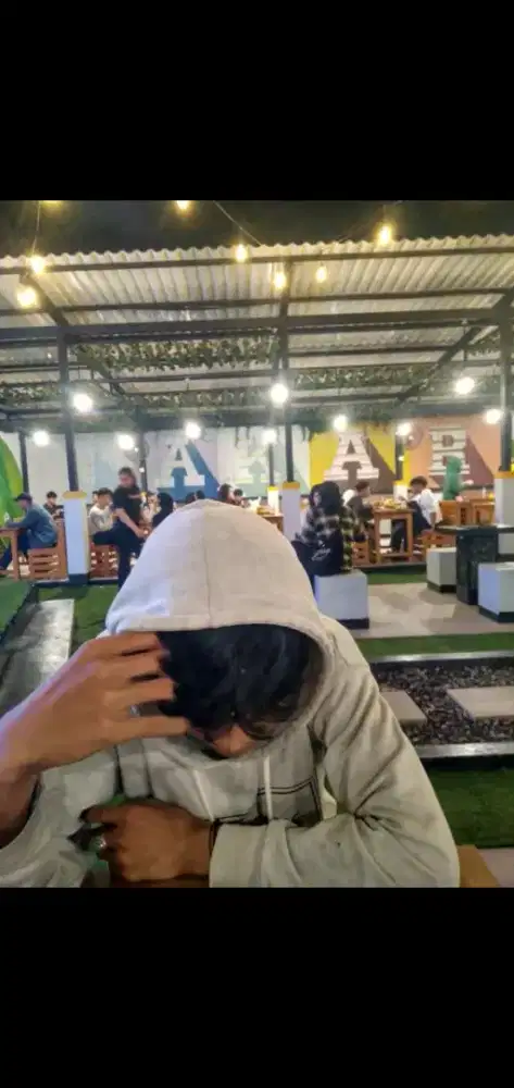 CARI PEKERJAAN DENGAN SERIUS