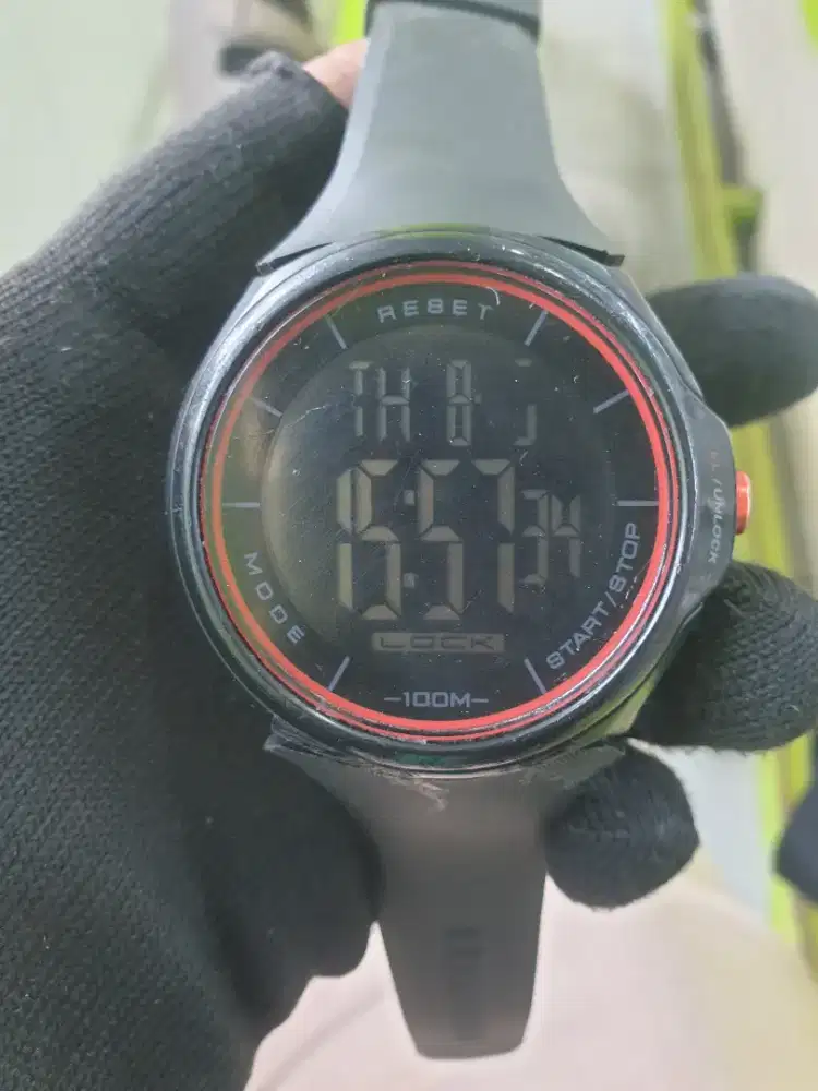 Jam eiger murah meriah aja