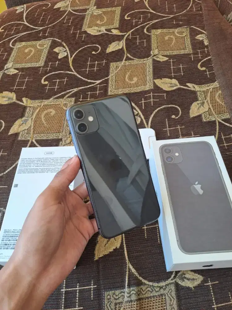 iPhone 11 64gb fullset