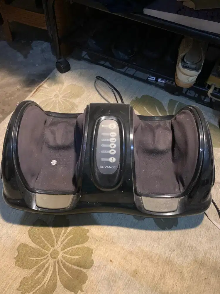 ALAT REFLEKSI KAKI