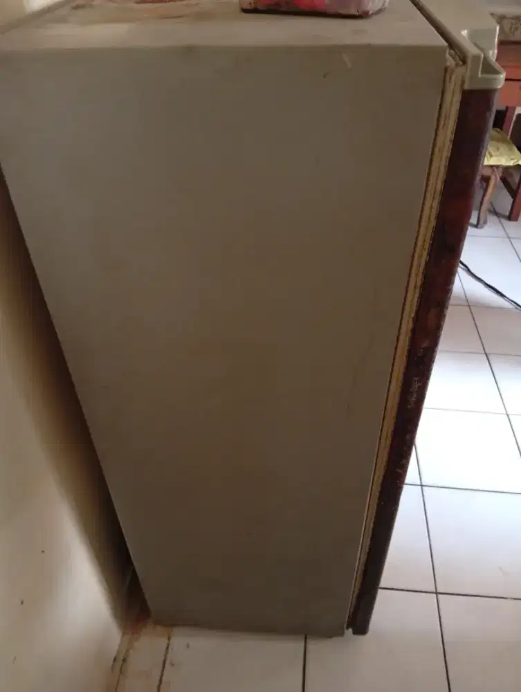 Kulkas dingin apaadanya