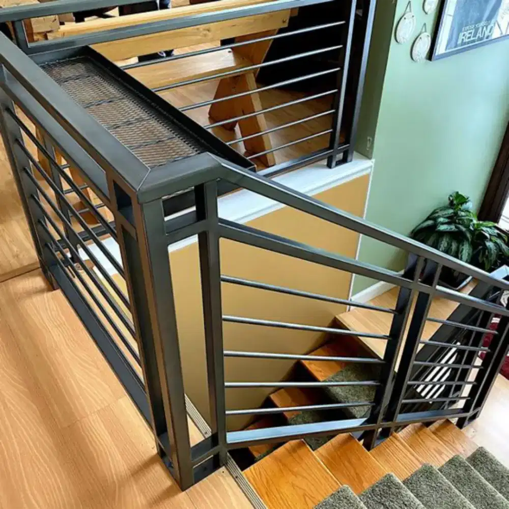 Railing tangga minimalis
