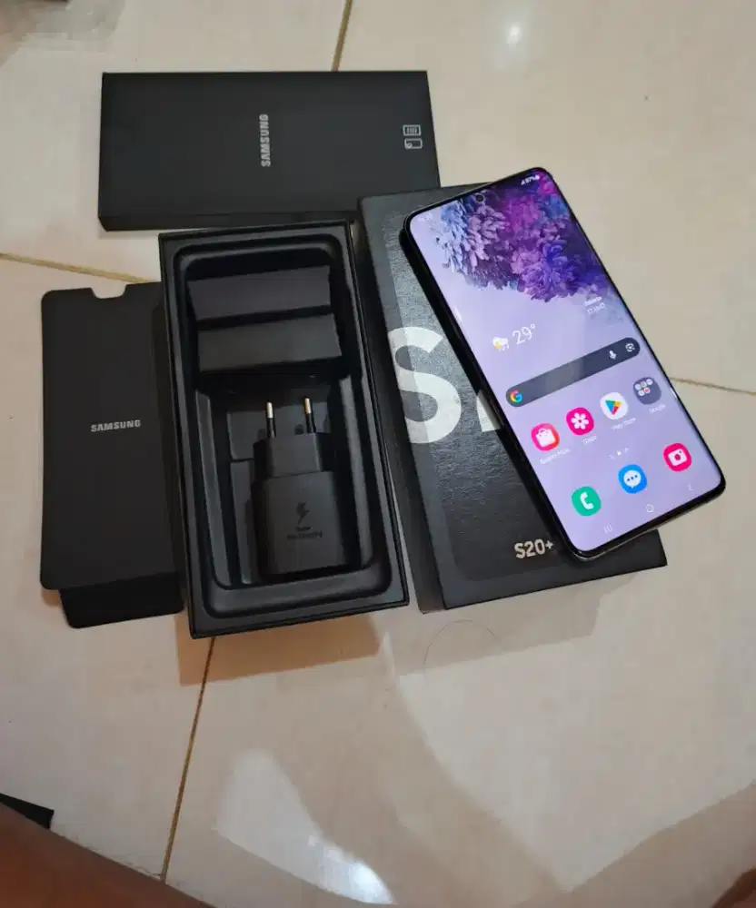 Samsung S20+ 8/128 Sein fullset mlusss like new josss lancar jya