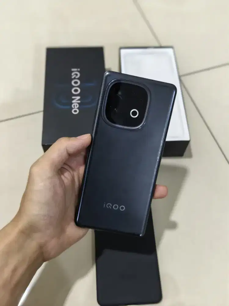 Iqoo Neo 10 16/512 fullset ori mulus