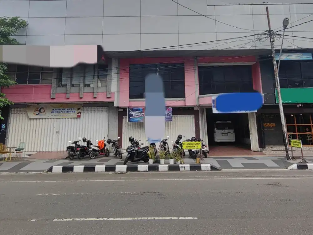 ruko ciamik tengah kota Jend Sudirman Ponorogo