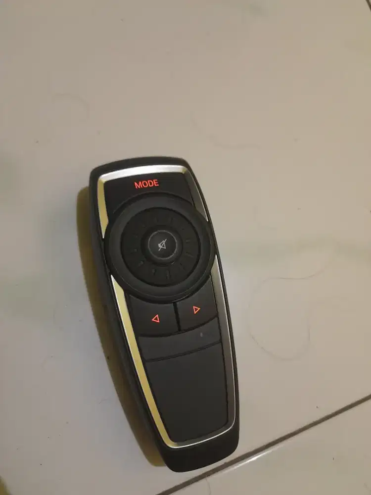 Remote TV BMW Seri 5 F series (F10/F11/F07) Baru Original BMW