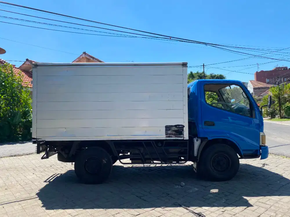 Toyota Dyna 4rd Th2006 Box Antik