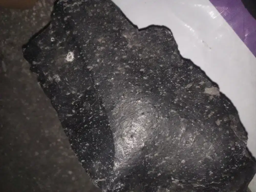 Batu Obsidian Asli berserat
