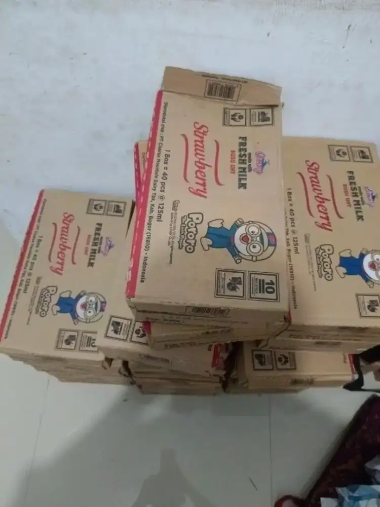 Susu kotak UHt Cimory pororo