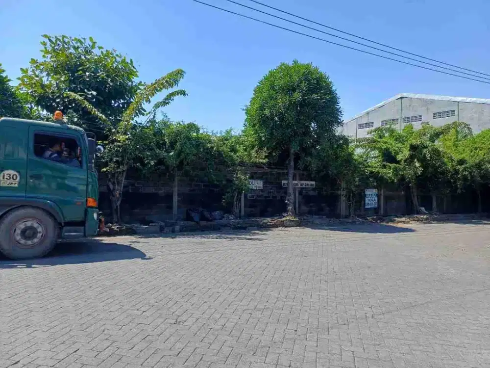 DI JUAL MURAH TANAH MARGOMULYO 
PERMAI

Main road LT ±1ha (10.675m²)
Dimensi ±70×155
Bentuk kotak
SHM~Selatan
Row 2 kontainer loss

Harga 7jt/m²--> 5jt/m² Nego
Last bid 4jt/m²