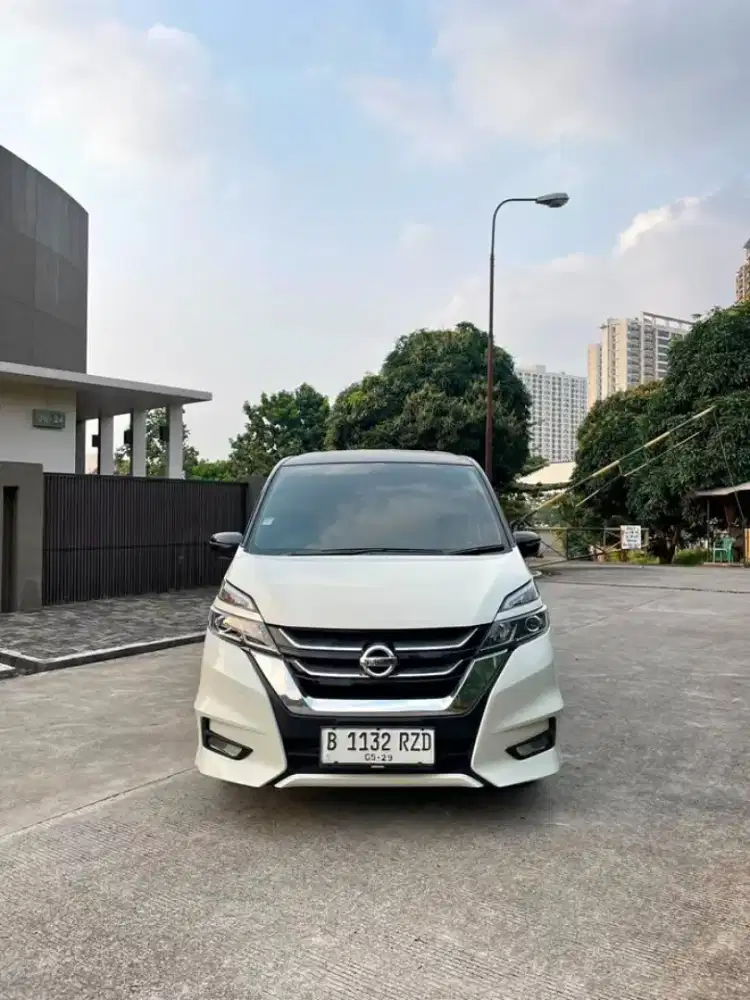 Nissan Serena 2023 Bensin