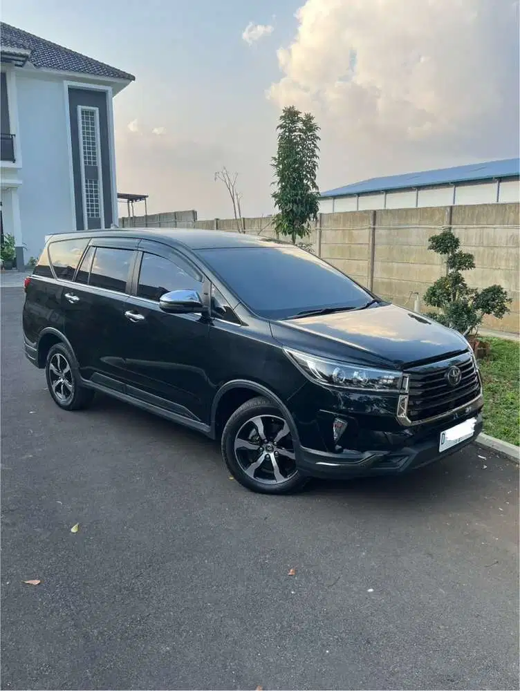 Toyota Innova Venturer 2022 Diesel