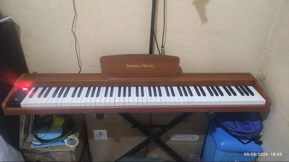Piano Benston 88 Keys Semi Weight Hammer