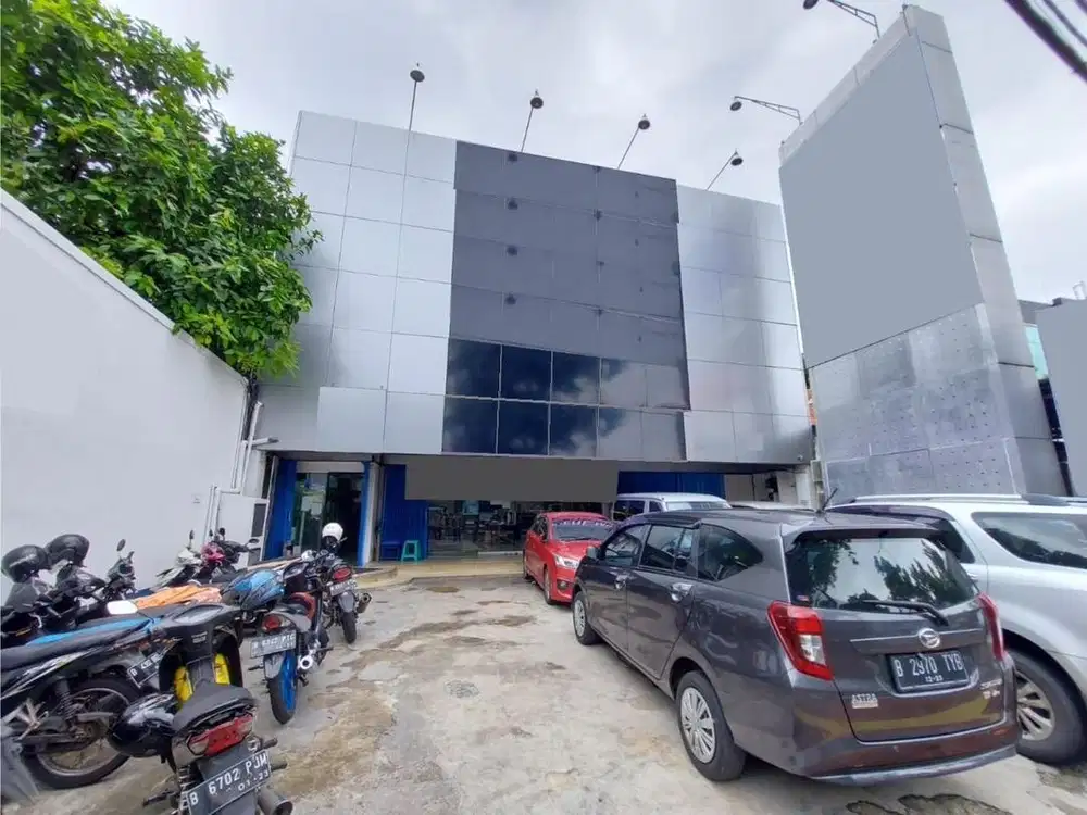 DIJUAL RUKO STRATEGIS DAN ADA LIFT 30 M (Nego)