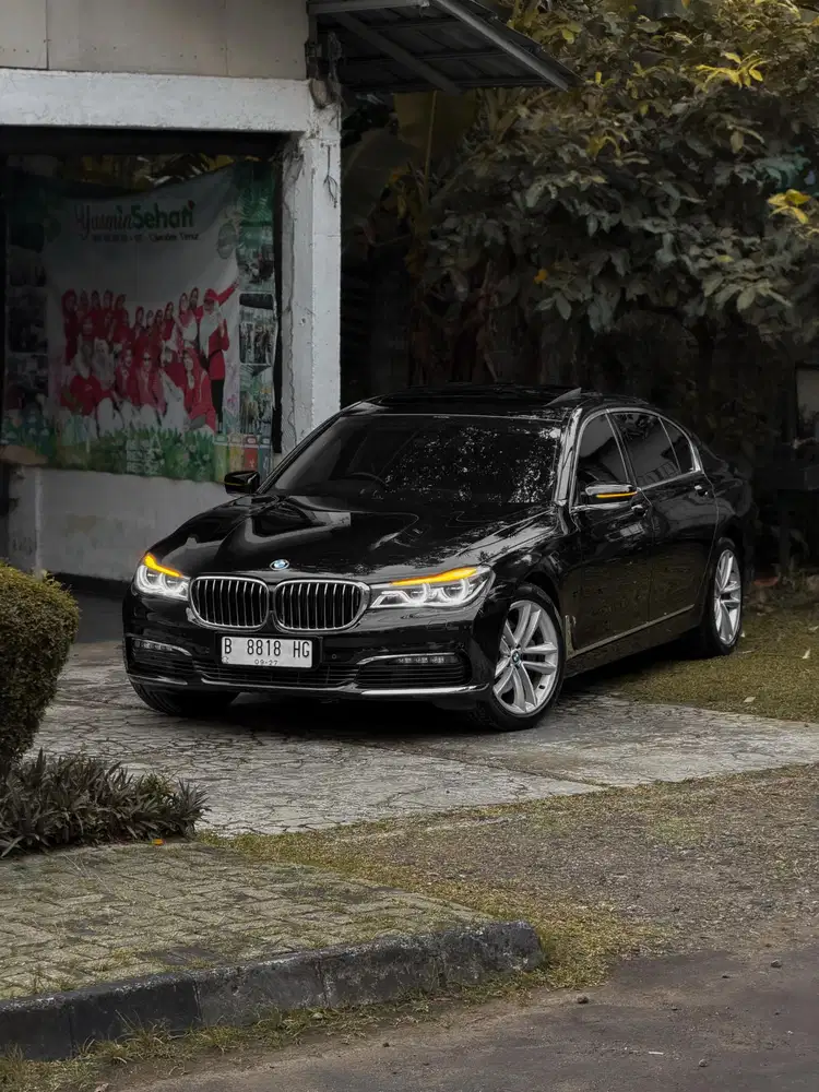 [CASH TERMURAH] Bmw 730li 2017